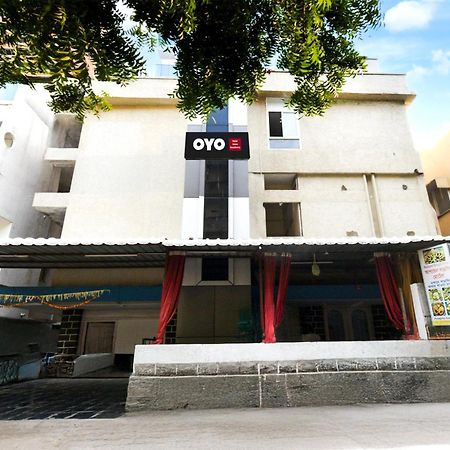Hotel O Asian Residency Hyderabad Exterior foto